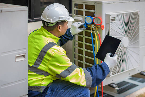 Professional Hvac technician working in Roanoke, VA
